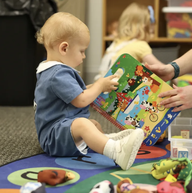 Children in the Salt Kids toddlers room