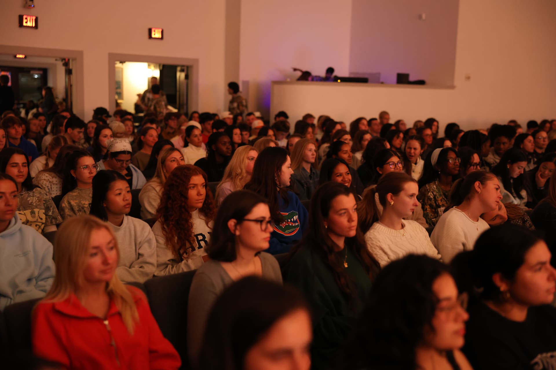 Hundreds of college students filling the room on a Thursday night at Salt Company